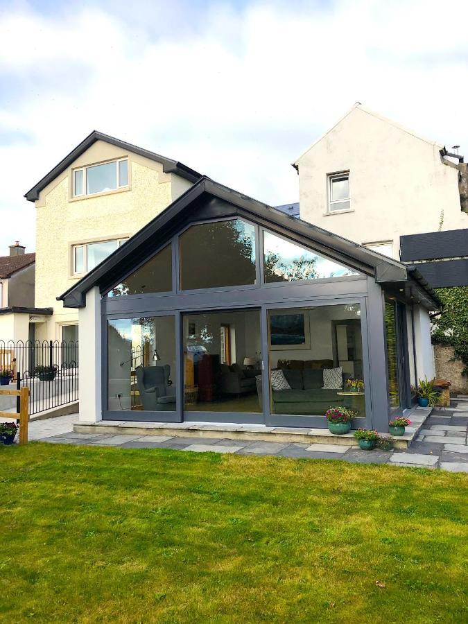 Dingle Garden Townhouse Bed & Breakfast Екстериор снимка A modern conservatory