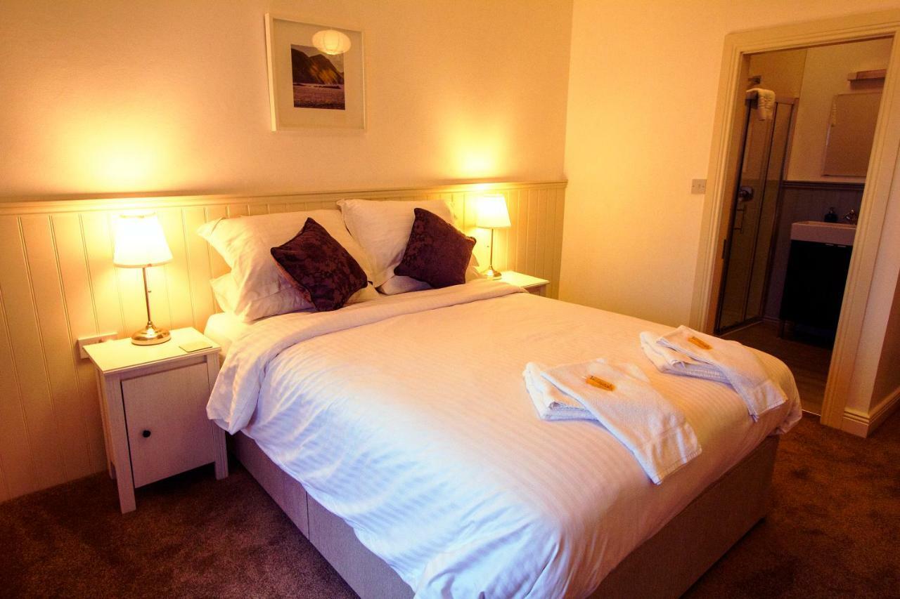Dingle Garden Townhouse Bed & Breakfast Екстериор снимка A bedroom at the hotel